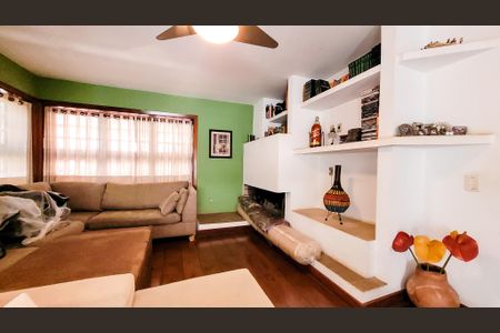 Casa à venda com 440m², 4 quartos e 6 vagasSala 2