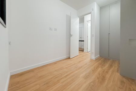Studio à venda com 33m², 1 quarto e sem vaga Studio à venda com 33m², 1 quarto e sem vagaQuarto