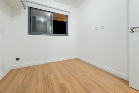 Studio à venda com 33m², 1 quarto e sem vaga Studio à venda com 33m², 1 quarto e sem vagaQuarto