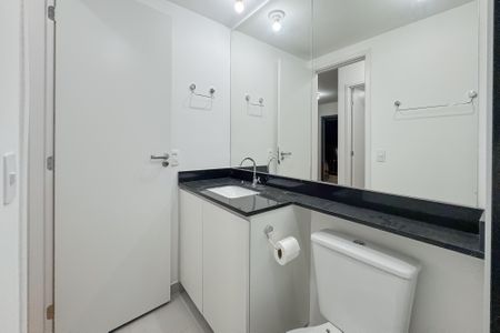 Studio à venda com 33m², 1 quarto e sem vaga Studio à venda com 33m², 1 quarto e sem vagaBanheiro