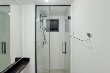 Studio à venda com 33m², 1 quarto e sem vaga Studio à venda com 33m², 1 quarto e sem vagaBanheiro