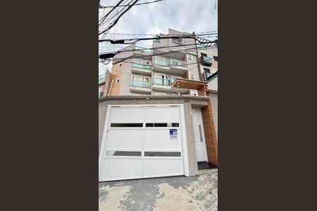 Apartamento à venda com 55m², 2 quartos e 1 vaga Apartamento à venda com 55m², 2 quartos e 1 vagaFachada