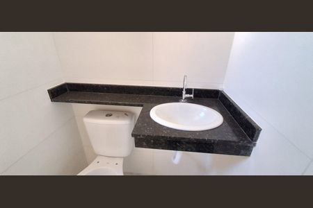 Apartamento à venda com 115m², 2 quartos e 1 vaga Apartamento à venda com 115m², 2 quartos e 1 vagaBanheiro Social