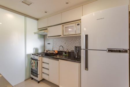 Apartamento à venda com 68m², 2 quartos e 1 vagaCozinha