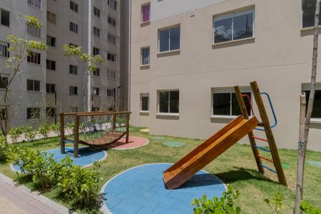 Apartamento para alugar com 32m², 2 quartos e sem vaga Apartamento para alugar com 32m², 2 quartos e sem vagaÁrea Comum - Playground