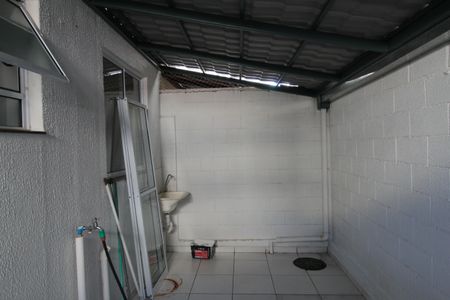 Apartamento para alugar com 54m², 2 quartos e 1 vagaÁrea de Serviço