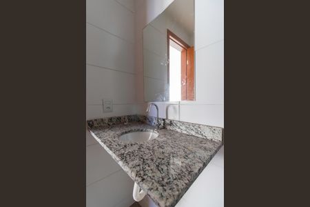 Apartamento para alugar com 44m², 2 quartos e sem vagaBanheiro