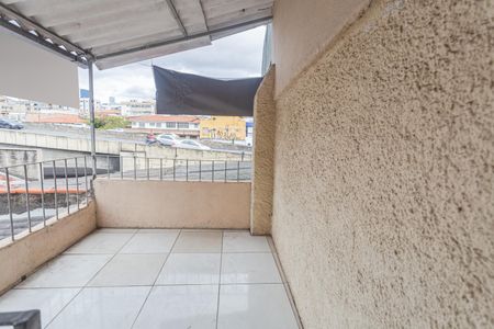 Casa à venda com 60m², 2 quartos e 6 vagasEntrada