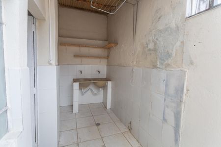 Casa à venda com 60m², 2 quartos e 6 vagasÁrea de Serviço