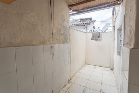 Casa à venda com 60m², 2 quartos e 6 vagasÁrea de Serviço