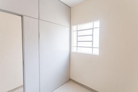 Casa à venda com 60m², 2 quartos e 6 vagasQuarto 2