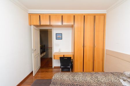 Casa à venda com 587m², 4 quartos e 4 vagasQuarto 1
