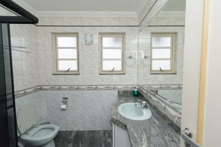 Casa à venda com 587m², 4 quartos e 4 vagasBanheiro Social