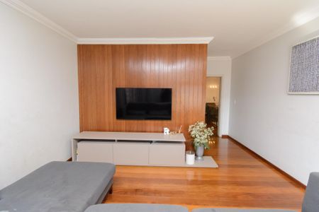 Casa à venda com 587m², 4 quartos e 4 vagasSala 