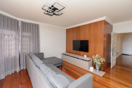 Casa à venda com 587m², 4 quartos e 4 vagasSala 