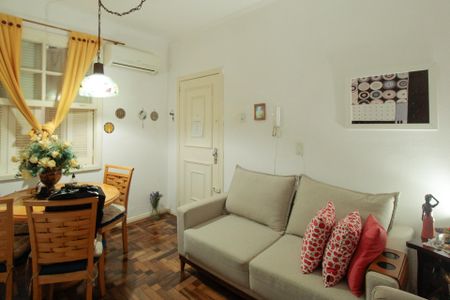 Apartamento para alugar com 56m², 2 quartos e sem vaga Apartamento para alugar com 56m², 2 quartos e sem vagaSala