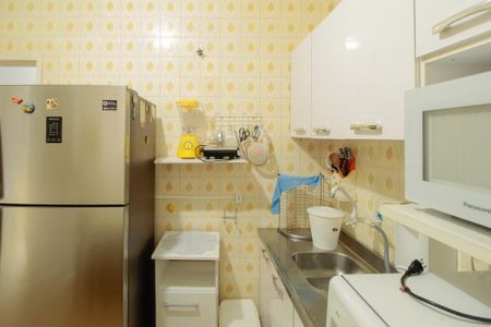 Apartamento para alugar com 56m², 2 quartos e sem vaga Apartamento para alugar com 56m², 2 quartos e sem vagaCozinha