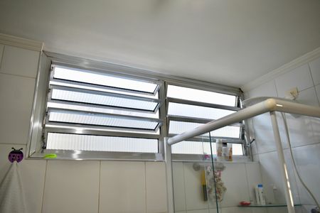 Casa à venda com 220m², 3 quartos e 3 vagasBanheiro da Suíte 1