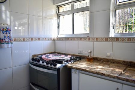 Casa à venda com 220m², 3 quartos e 3 vagasCozinha