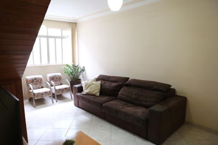 Apartamento à venda com 180m², 4 quartos e 4 vagasSala