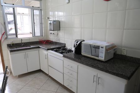 Apartamento à venda com 180m², 4 quartos e 4 vagasCozinha
