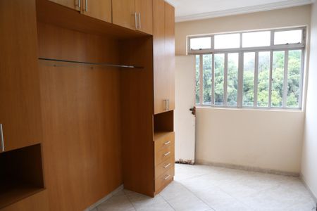 Apartamento à venda com 180m², 4 quartos e 4 vagasSuite 2
