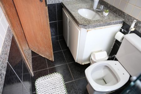 Apartamento à venda com 180m², 4 quartos e 4 vagasBanheiro/Suite 2