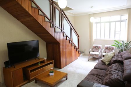 Apartamento à venda com 180m², 4 quartos e 4 vagasSala