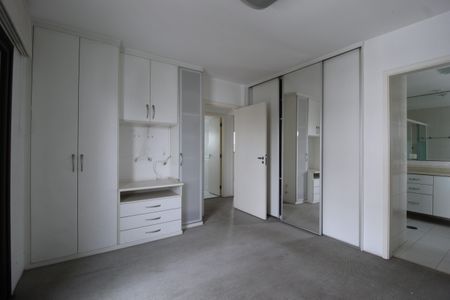 Apartamento para alugar com 118m², 3 quartos e 2 vagas Suíte