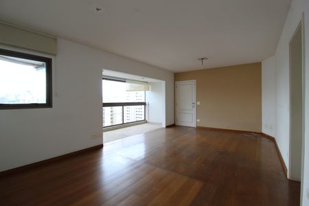 Apartamento para alugar com 118m², 3 quartos e 2 vagasSala