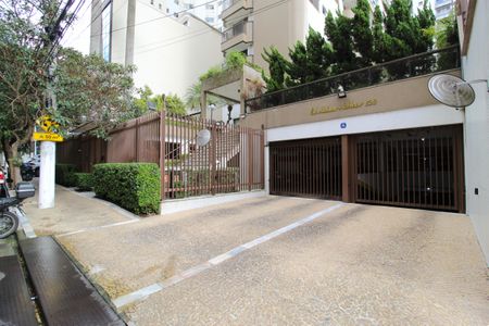 Apartamento para alugar com 118m², 3 quartos e 2 vagasFachada e Portaria