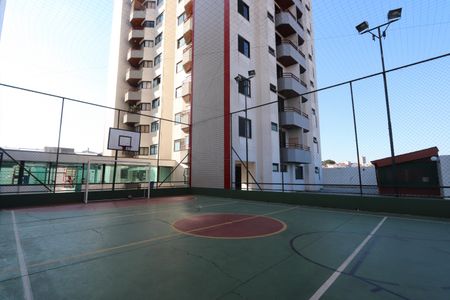 Apartamento à venda com 74m², 2 quartos e 1 vagaÁrea comum - Quadra