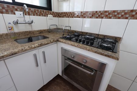 Apartamento à venda com 74m², 2 quartos e 1 vagaCozinha