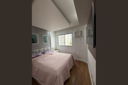 Apartamento à venda com 107m², 2 quartos e 2 vagasQuarto