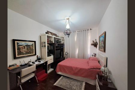 Apartamento à venda com 160m², 4 quartos e 2 vagasQuarto 2