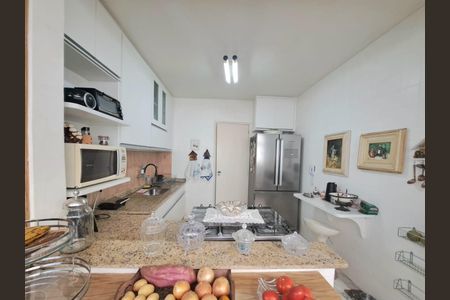 Apartamento à venda com 160m², 4 quartos e 2 vagasCozinha