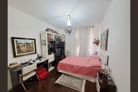 Apartamento à venda com 160m², 4 quartos e 2 vagasQuarto 2