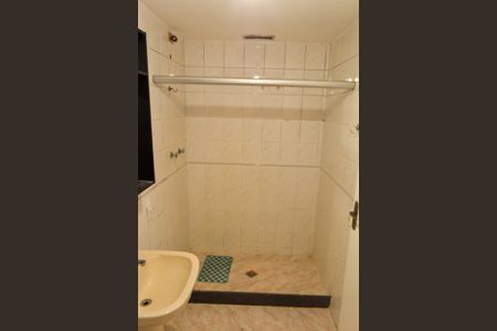 Apartamento à venda com 151m², 3 quartos e 2 vagas Apartamento à venda com 151m², 3 quartos e 2 vagasBanheiro