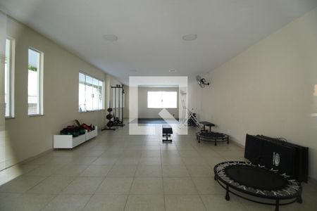 Apartamento à venda com 151m², 3 quartos e 2 vagas Apartamento à venda com 151m², 3 quartos e 2 vagasÁrea comum - Academia