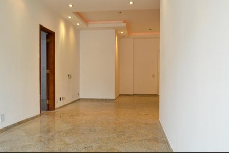 Apartamento à venda com 151m², 3 quartos e 2 vagas Apartamento à venda com 151m², 3 quartos e 2 vagasSala