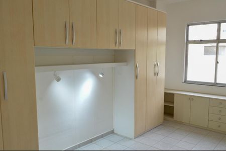 Apartamento à venda com 151m², 3 quartos e 2 vagas Apartamento à venda com 151m², 3 quartos e 2 vagasSuíte