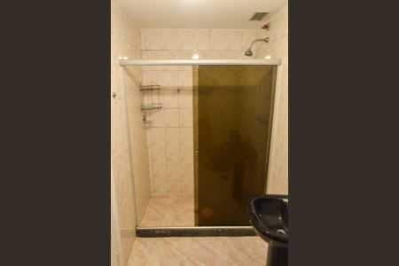 Apartamento à venda com 151m², 3 quartos e 2 vagas Apartamento à venda com 151m², 3 quartos e 2 vagasBanheiro da Suíte