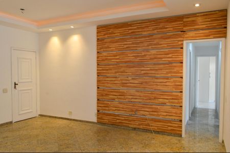 Apartamento à venda com 151m², 3 quartos e 2 vagas Apartamento à venda com 151m², 3 quartos e 2 vagasSala