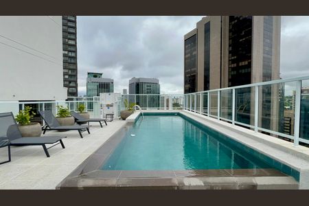 Studio à venda com 25m², 1 quarto e sem vagaÁrea comum - Piscina