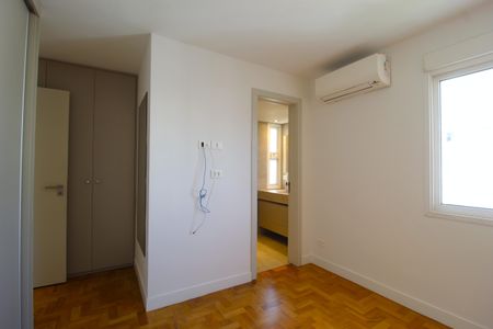 Apartamento à venda com 95m², 3 quartos e 2 vagasSuíte