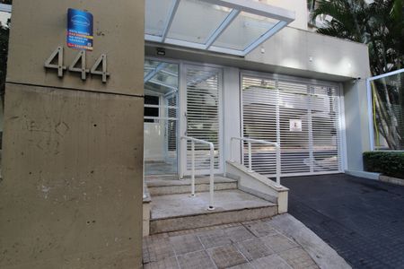 Apartamento à venda com 95m², 3 quartos e 2 vagasFachada e Portaria