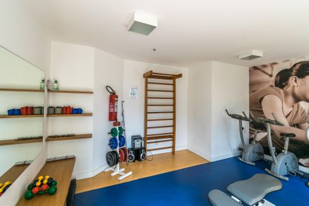 Apartamento para alugar com 70m², 2 quartos e 1 vaga Apartamento para alugar com 70m², 2 quartos e 1 vagaÁrea comum - Academia
