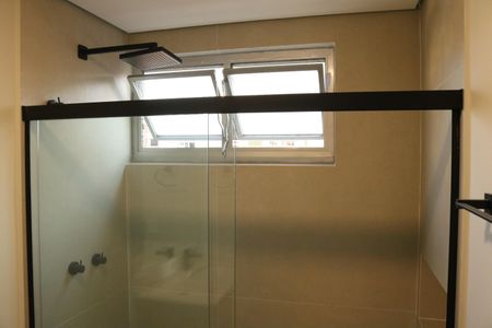 Apartamento à venda com 83m², 2 quartos e 2 vagasBanheiro da Suíte 1