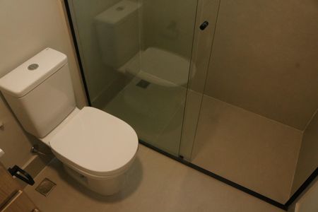 Apartamento à venda com 83m², 2 quartos e 2 vagasBanheiro da Suíte 1