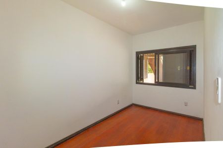 Casa à venda com 460m², 4 quartos e 2 vagas Casa à venda com 460m², 4 quartos e 2 vagasQuarto 2